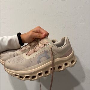 On Cloud Nova Moon/Fawn